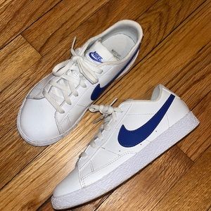 Kids Nike Blazer low size 2Y